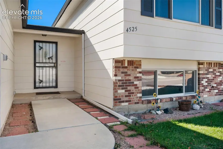 4525 S Anjelina Circle, Colorado Springs, CO 80916 - #3