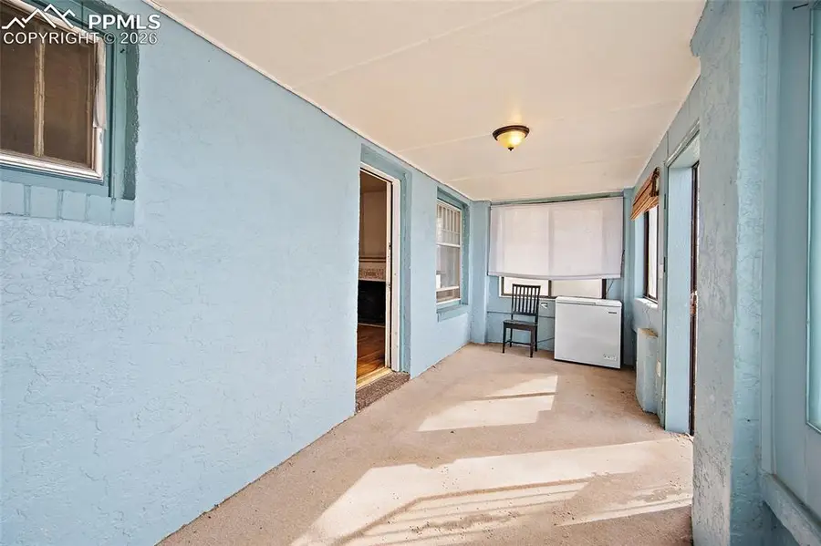 909 E 11th Street, Pueblo, CO 81001 - #2