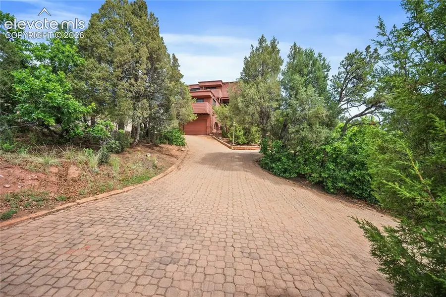 133 Via Vallecito, Manitou Springs, CO 80829 - #3