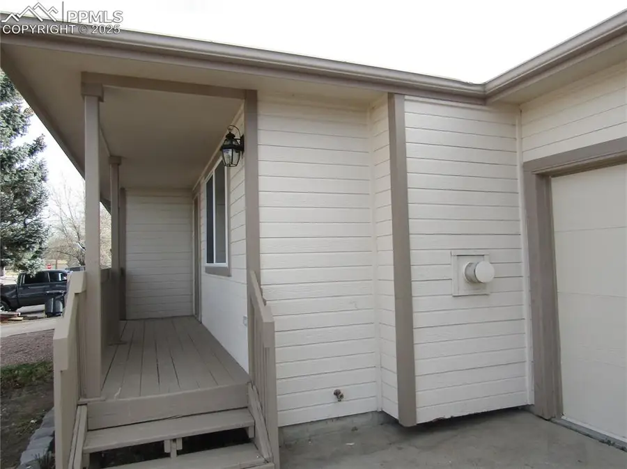 331 Trapper Lane, Fountain, CO 80817 - Image #2