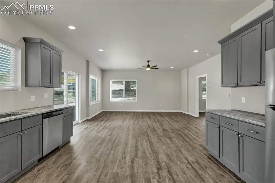 1422 Acacia Drive, Colorado Springs, CO 80907 - Image #2