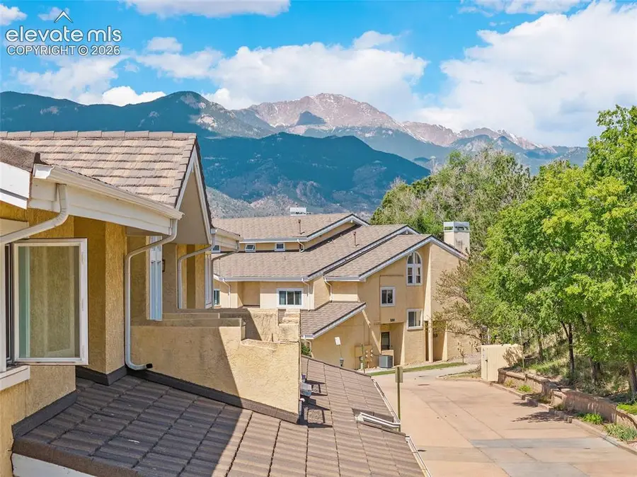 581 Observatory Drive, Colorado Springs, CO 80904 - #3