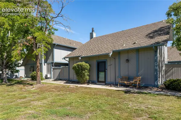 2522 S Worchester Court #E, Aurora, CO 80014