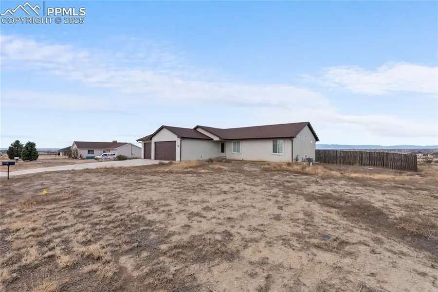 1267 N Ginger Lane, Pueblo, CO 81007 - Image #2