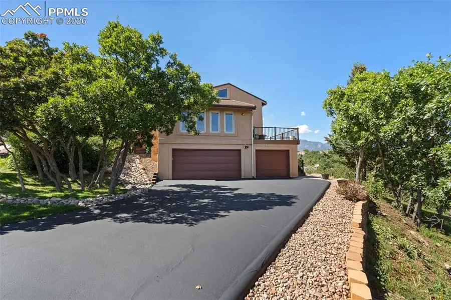 340 Thames Drive, Colorado Springs, CO 80906 - #3