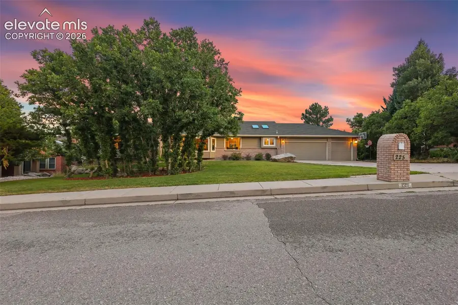 225 Thames Drive, Colorado Springs, CO 80906 - #3