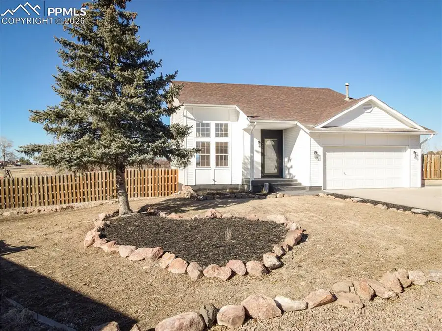 473 S Hook Court, Pueblo, CO 81007 - Image #2