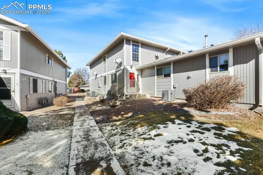 4742 Villa Circle #B, Colorado Springs, CO 80918 - #2