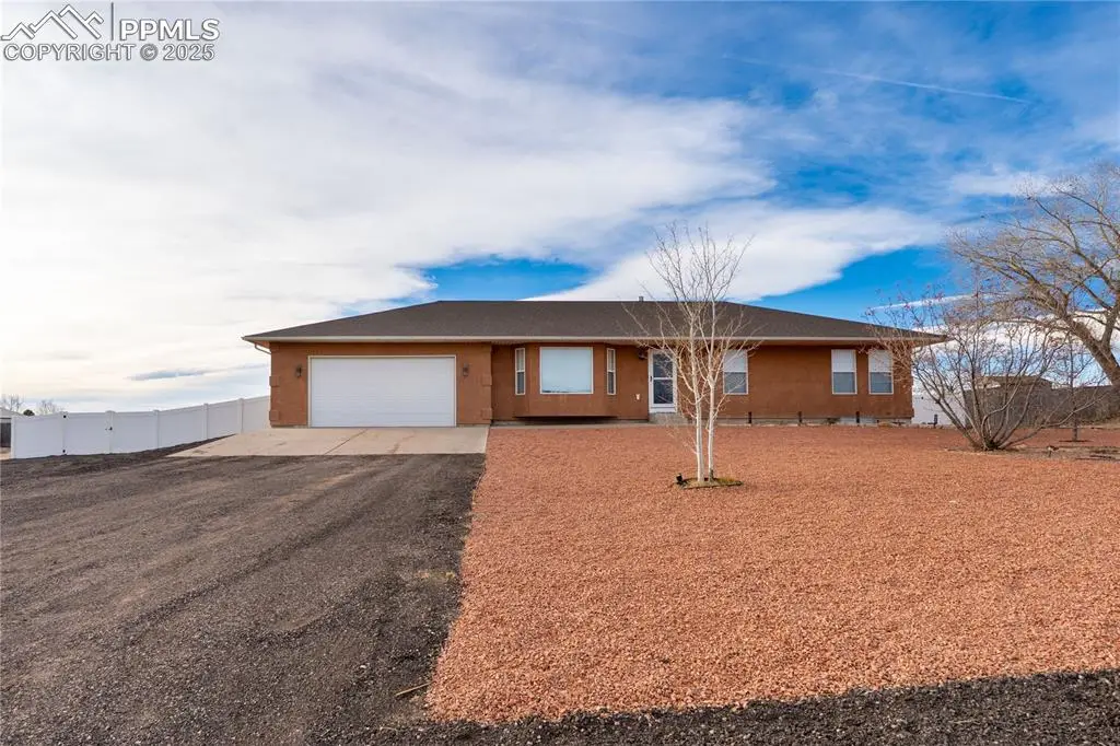 1152 E Ranch Drive, Pueblo West, CO 81007 - Image #1