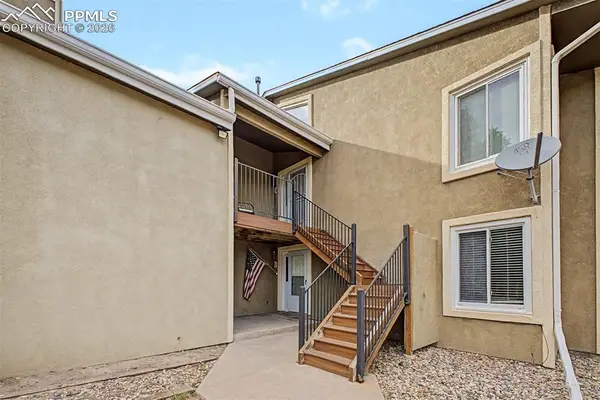 1140 Magic Lamp Way #3, Monument, CO 80132