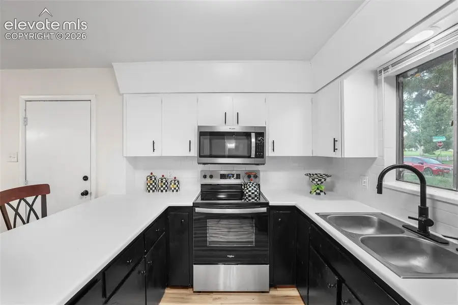 1818 Maplewood Drive, Pueblo, CO 81005 - #2