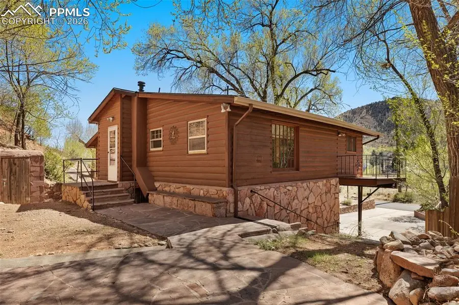 107 Washington Avenue, Manitou Springs, CO 80829 - #3