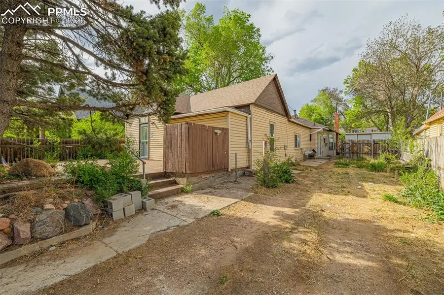416 W Platte Avenue, Colorado Springs, CO 80905 - #2