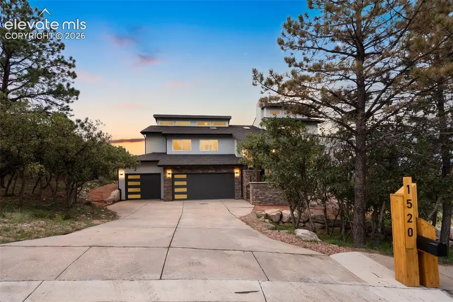 1520 Oak Hills Drive, Colorado Springs, CO 80919 - #3