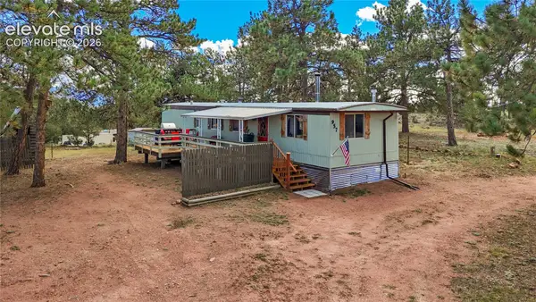 957 Arapahoe Drive, Florissant, CO 80816