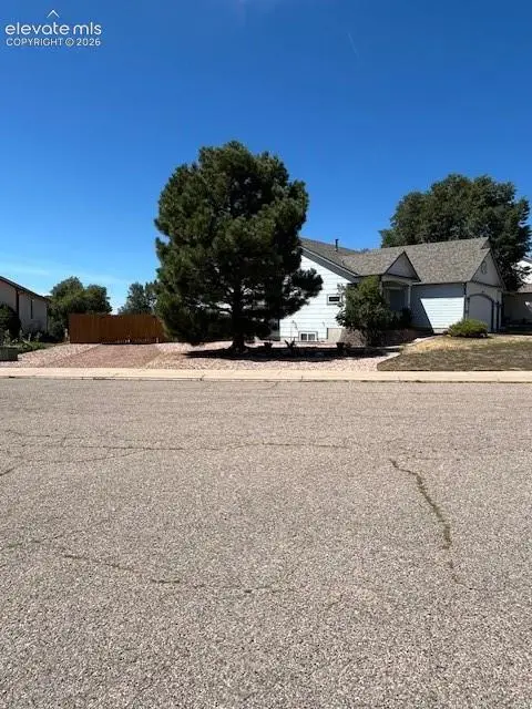 7229 Waterman Way, Colorado Springs, CO 80922 - #2