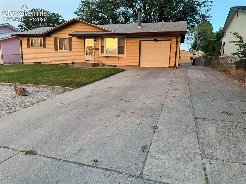 2126 Vinewood Lane, Pueblo, CO 81005 - #1