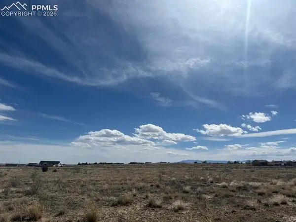 832 E Loma Drive, Pueblo, CO 81007