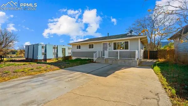 946 Hutchinson Drive, Colorado Springs, CO 80910