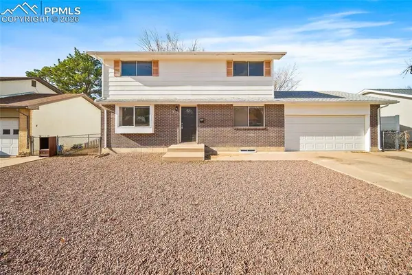 1819 Midlothian Road, Pueblo, CO 81001