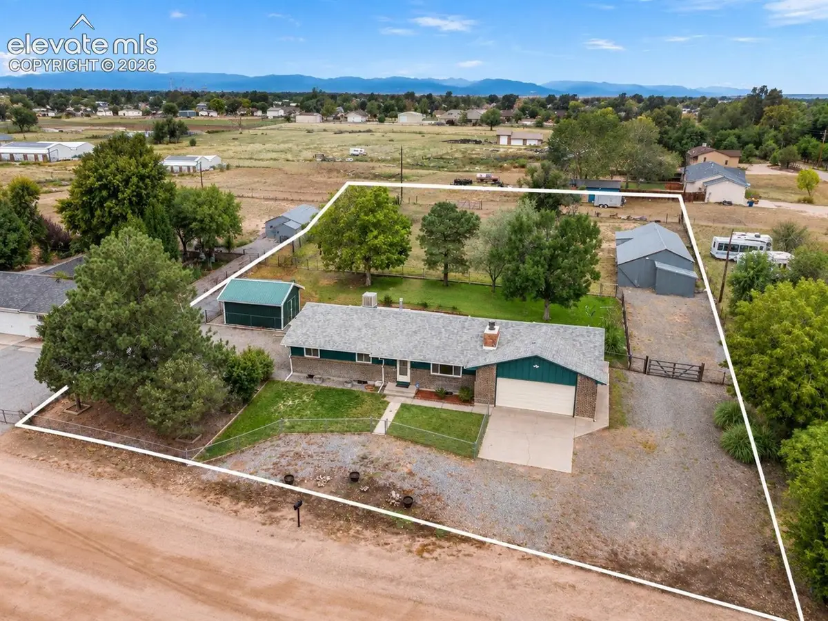 833 Consolidation Lane, Pueblo, CO 81006 - #1
