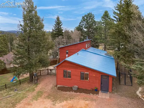 18 Holiday Drive, Woodland Park, CO 80863