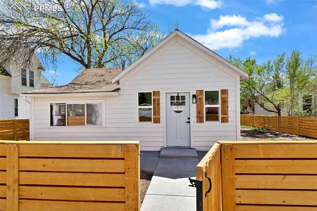 611 Maple Street, Colorado Springs, CO 80903 - #1
