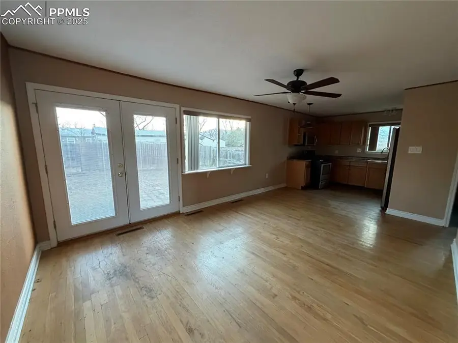 309 Redwood Drive, Colorado Springs, CO 80907 - Image #3