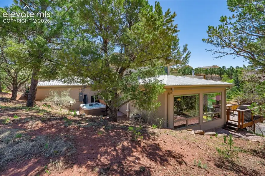 608 Columbia Court, Colorado Springs, CO 80904 - #3