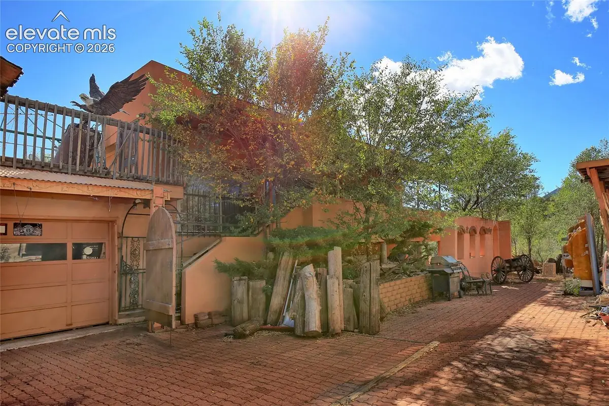 15 Via Maria Theresia Na, Manitou Springs, CO 80829 - #1