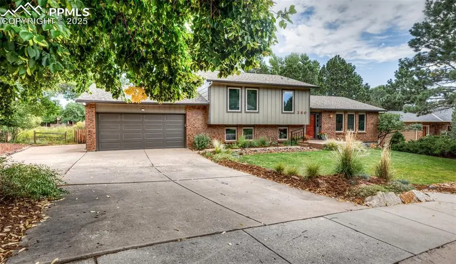 380 Silver Spring Circle, Colorado Springs, CO 80919 - Image #2