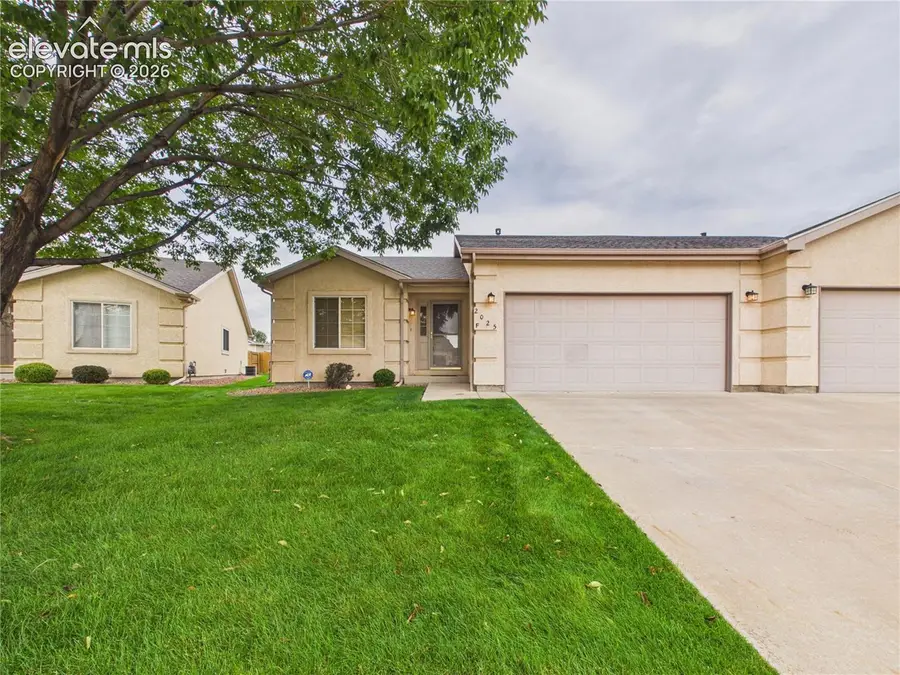 2025 Kingsroyal Boulevard #F, Pueblo, CO 81005 - #2
