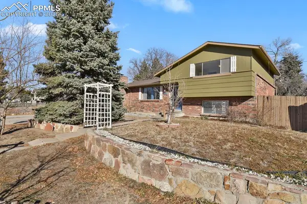 1014 Sable Boulevard, Aurora, CO 80011