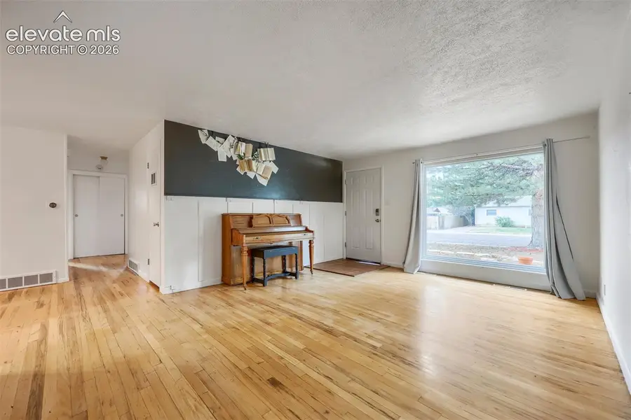 1031 Ohio Avenue, Canon City, CO 81212 - #2