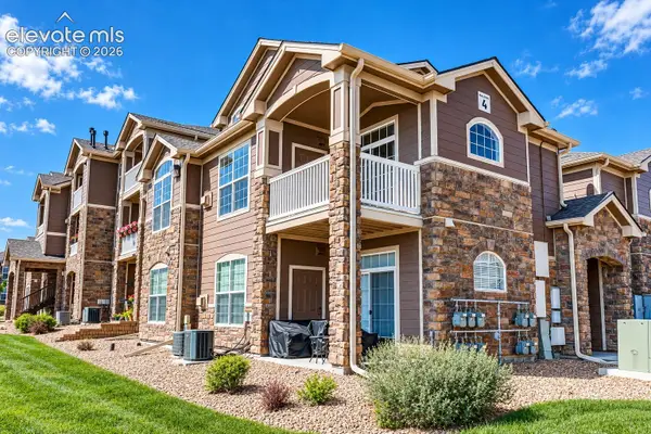 7440 S Blackhawk Street #4-208, Englewood, CO 80112
