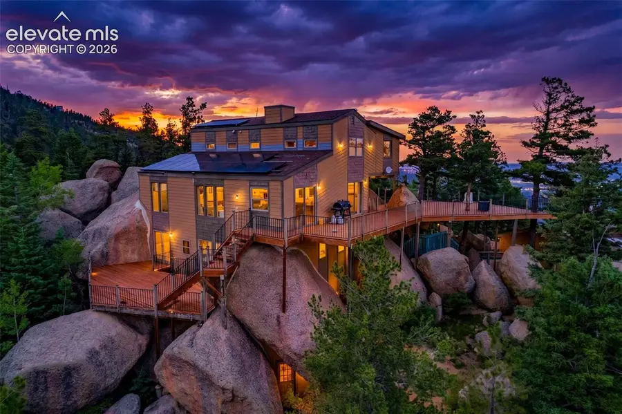 6125 Hilton Road, Manitou Springs, CO 80829 - #2