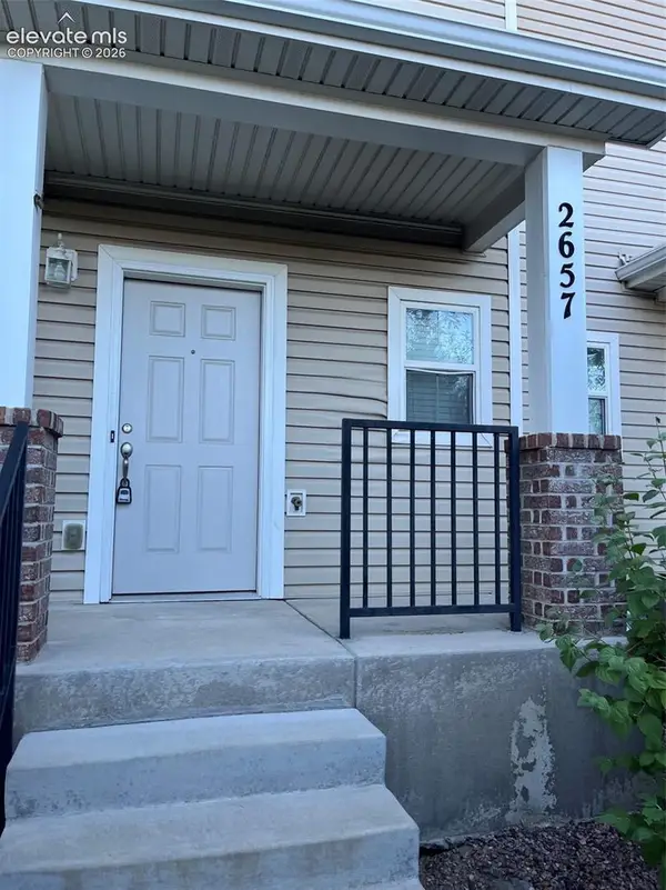 2657 Stonecrop Ridge Grove, Colorado Springs, CO 80910