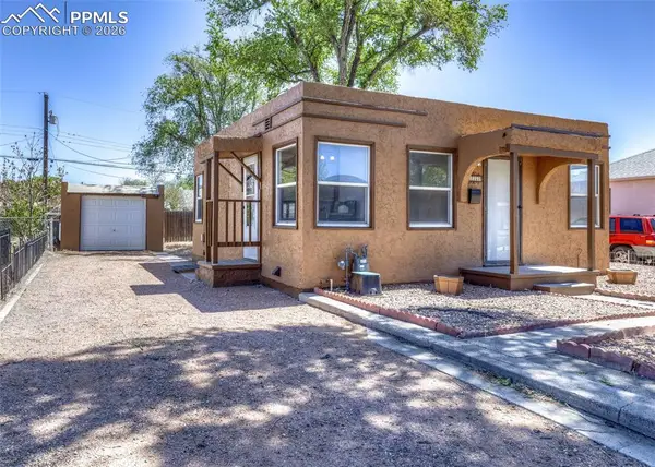 422 S Prairie Avenue, Pueblo, CO 81005