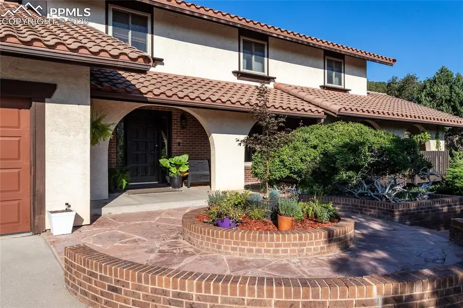 125 Sunbird Cliffs Lane, Colorado Springs, CO 80919 - #2