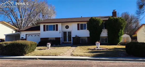 1555 Luna Vista Street, Colorado Springs, CO 80911