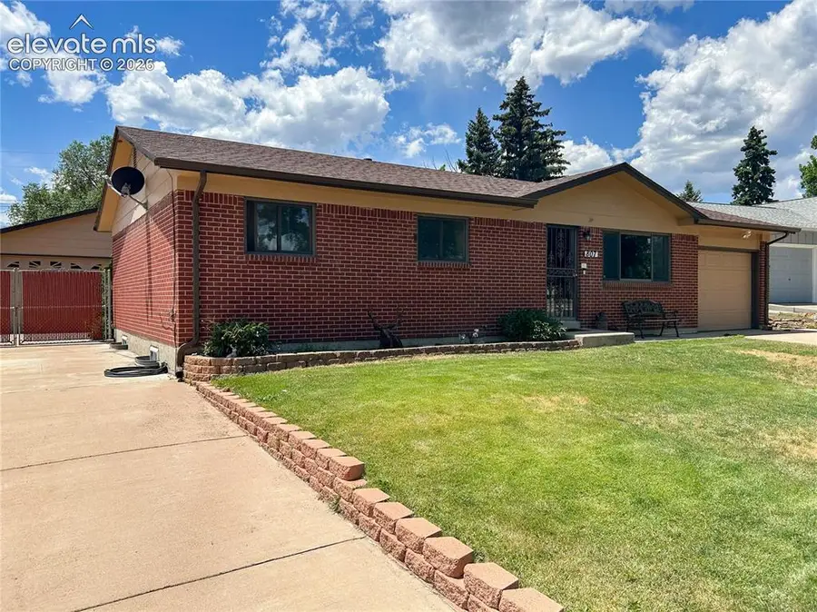 807 Dunston Street, Colorado Springs, CO 80907 - #3