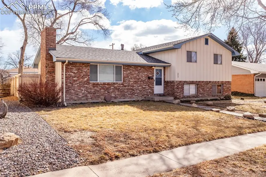2923 Virginia Avenue, Colorado Springs, CO 80907 - #2