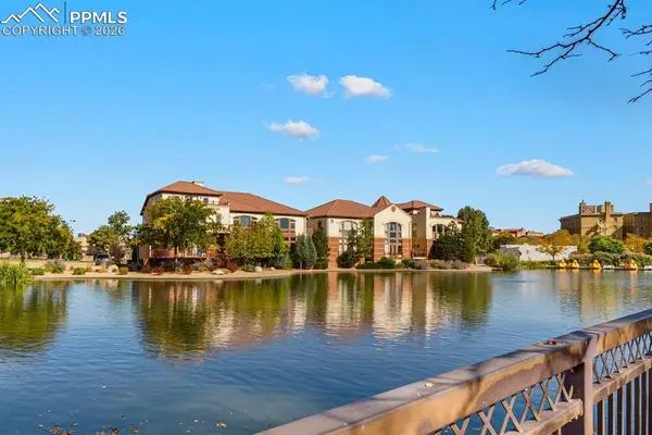 231 W Riverwalk Drive, Pueblo, CO 81003