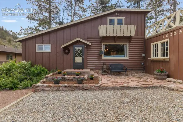 10225 Ute Pass Avenue, Green Mountain Falls, CO 80819