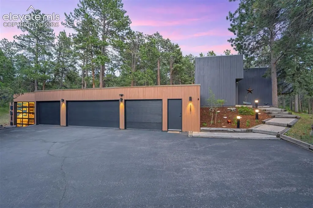 1325 Deer Creek Road, Monument, CO 80132 - #1
