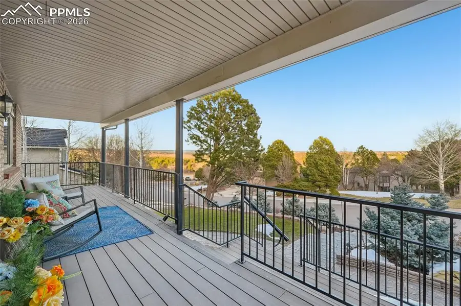 5368 W Cliff Point Circle, Colorado Springs, CO 80919 - Image #2