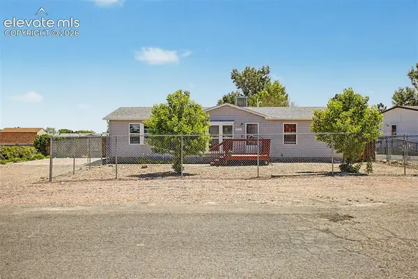 972 S Saddlerock Drive, Pueblo, CO 81007