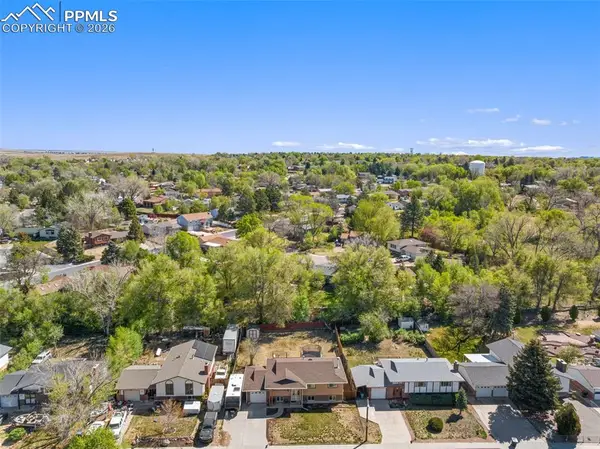 411 Quebec Street, Colorado Springs, CO 80911