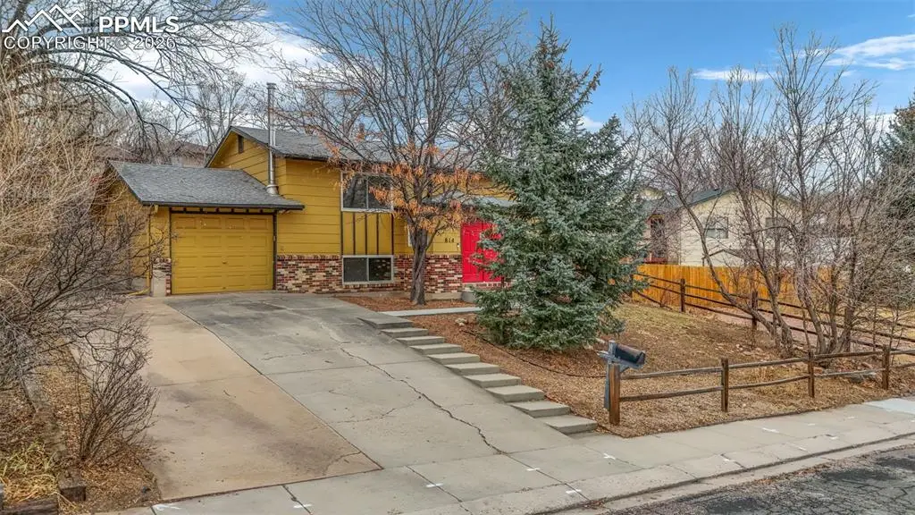 814 Paradise Lane, Colorado Springs, CO 80904 - Image #1