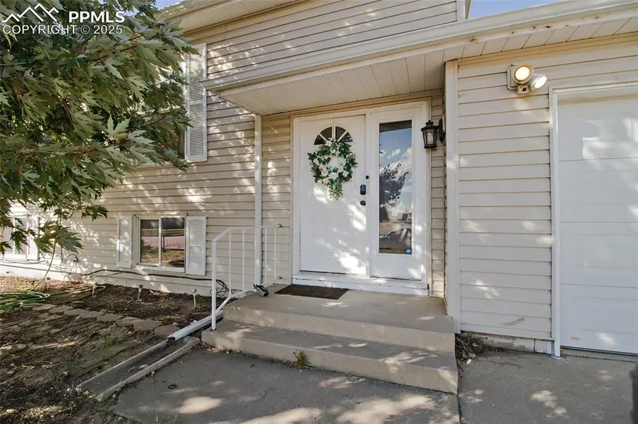 3920 Morley Drive, Colorado Springs, CO 80916 - Image #3